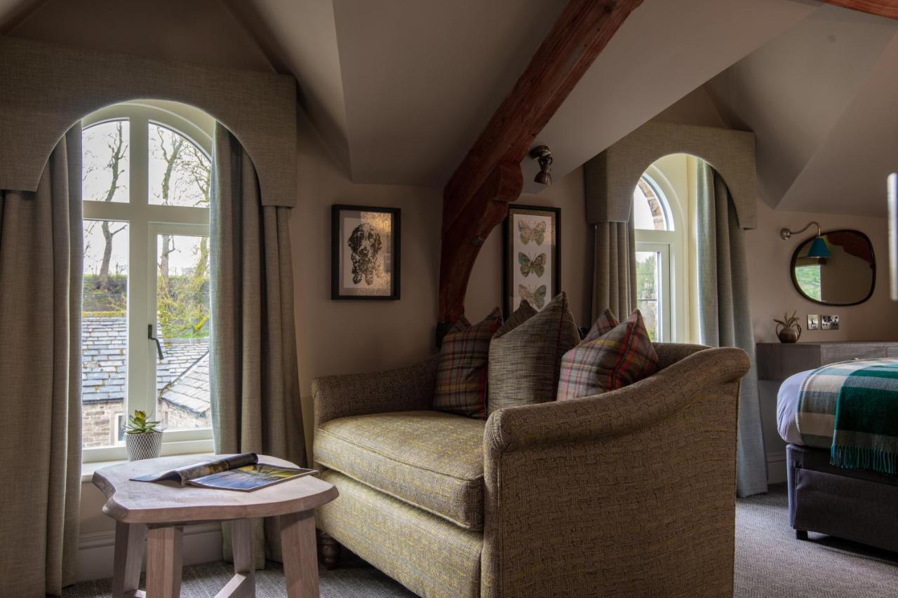 Отель The Red Lion & Manor House Бернсолл Экстерьер фото